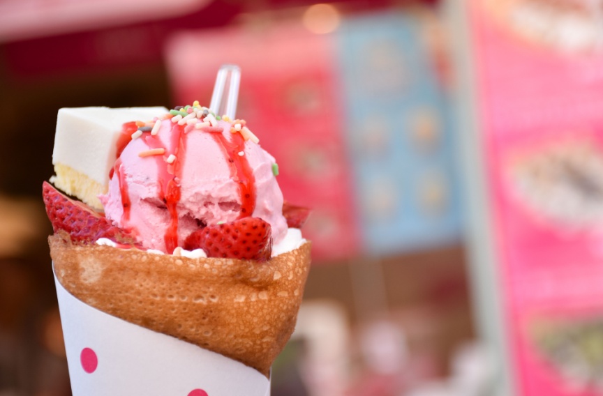 Strawberry crepe 